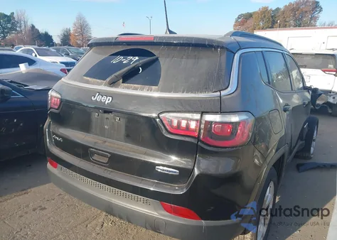 2024 Jeep Compass Latitude 4X4 из США, поврежденный, VIN 3C4NJDBN0RT111358